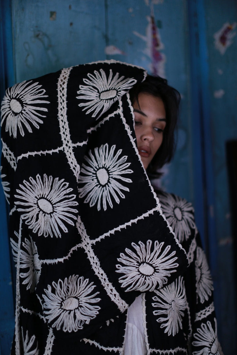 Kimono Sunflowers negro